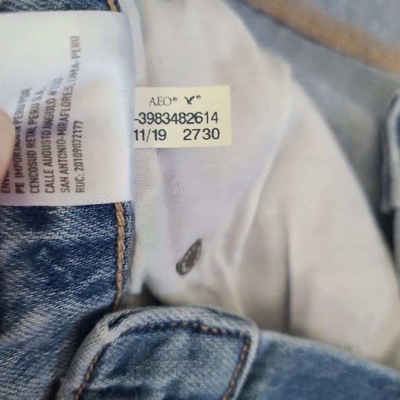 AMERICAN EAGLE RIPPED SKATER JEAN ๐น SIZE 4 - Picture 6 of 6